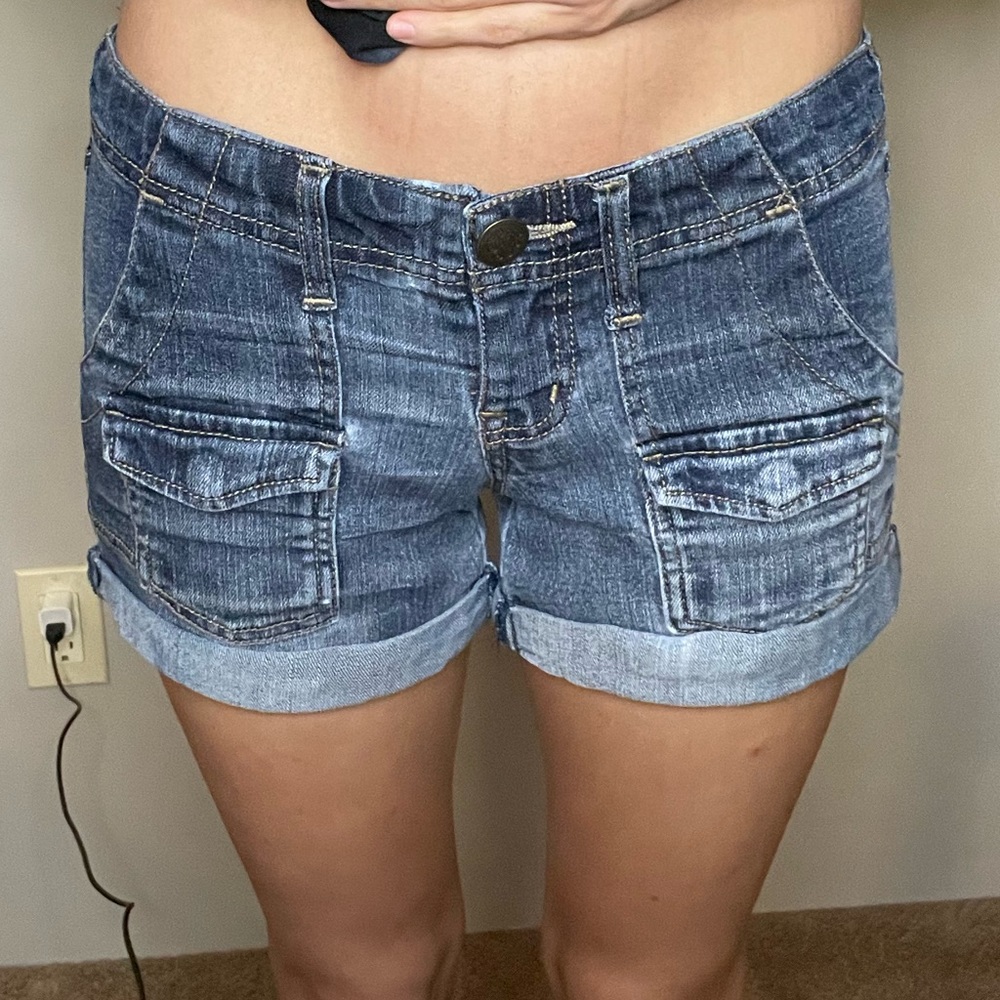 Size 25 Jessica Simpson jean shorts